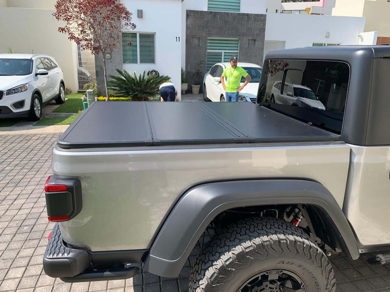 Tri-Fold Hard Lid Tonneau Cover for Jeep Gladiator 2020+
