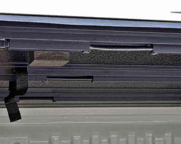Quad-Fold Jeep Gladiator Hard Lid Tonneau Cover 2020-2025